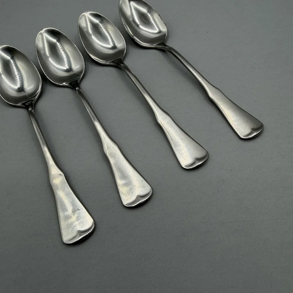Oneida PATRICK HENRY 4pcs Demitasse Spoons Coffee Stainless Community Small 4.5